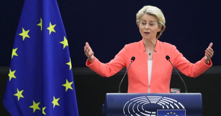 Šéfka komise ve výročním projevu mluvila o klimatu a společné obraně. Připomněla i Václava Havla