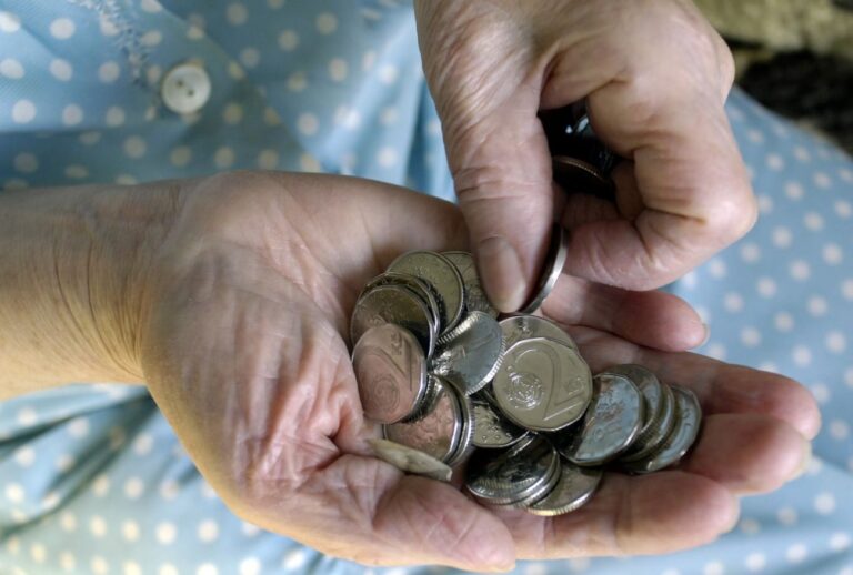 Pevný díl penze od ledna vzroste o 350 Kč a zásluhový o 1,3 pct