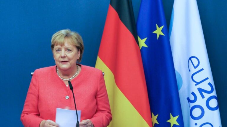 Merkelová vyzvala strany k překonávání vzájemných odlišností