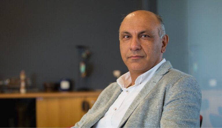 Konkurence pro Adobe. Aplikaci vytvořil pro dceru, dnes ji používá miliarda lidí