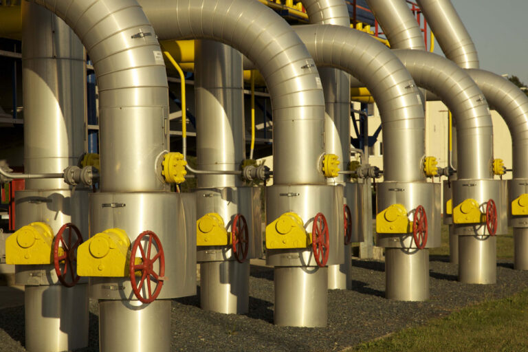 Gazprom dodal do EU a Turecka méně plynu, než přislíbil. Množství natěženého plynu přitom bylo rekordní