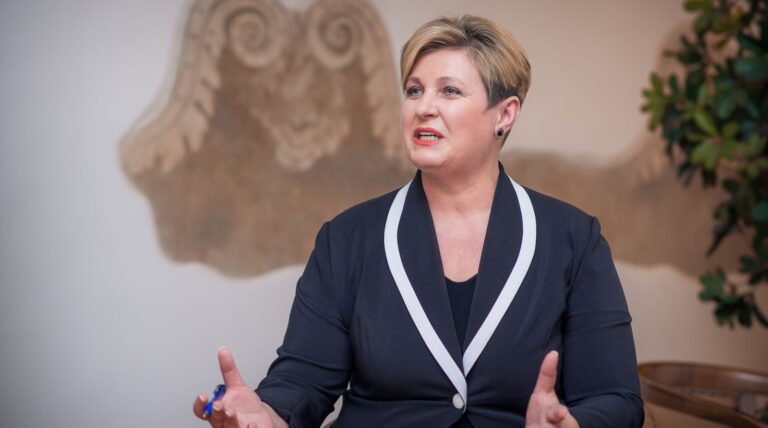 Starostové nominovali na místopředsedkyni Sněmovny Věru Kovářovou