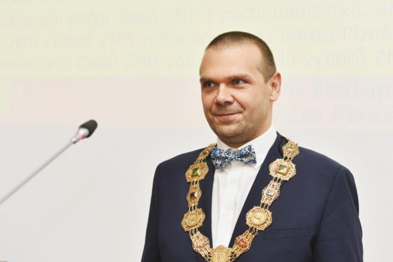 Zeman schůzkou s Baxou pokračoval v jednání s kandidáty na ministry