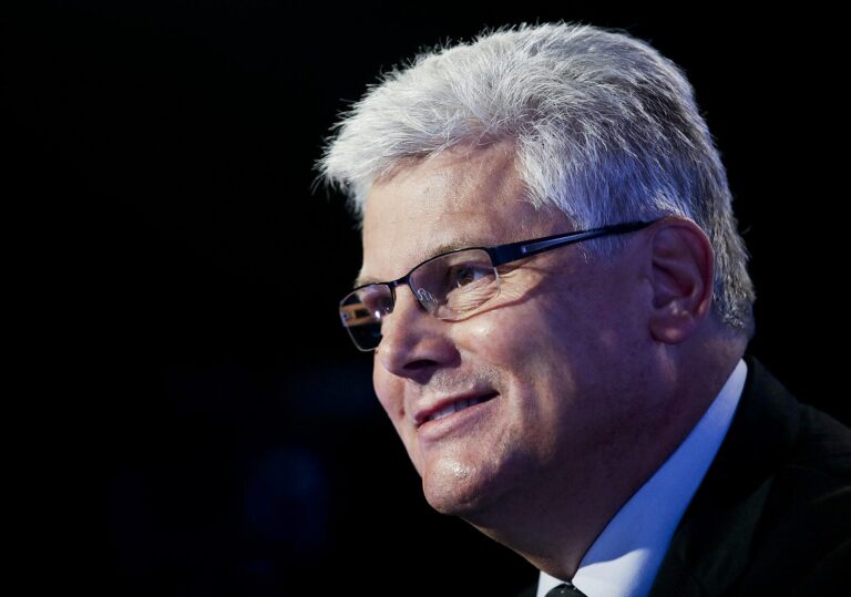 Motol musí propouštět i vyléčené lidi, kteří odejít nechtějí, řekl ředitel