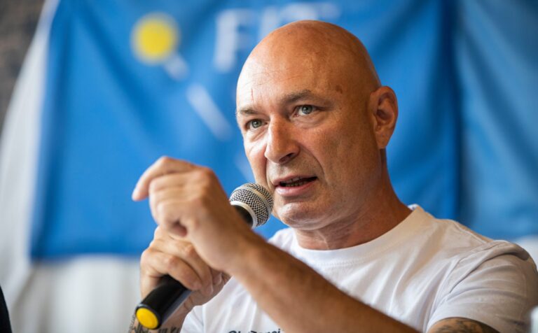 Ministerstvo podává trestní oznámení na Landovu iniciativu Zlatý špendlík. Podezírá ji ze sabotáže