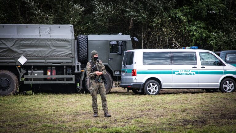 ODS žádá vyslání policistů na ochranu polské hranice s Běloruskem