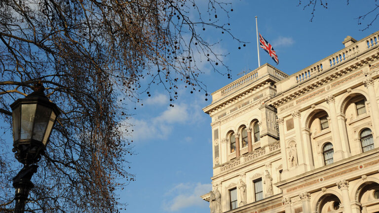 Britské ministerstvo zahraničí: „Moskva je hrozbou pro evropskou bezpečnost a Nord Stream 2 je zbraní k zotročení kontinentu.“