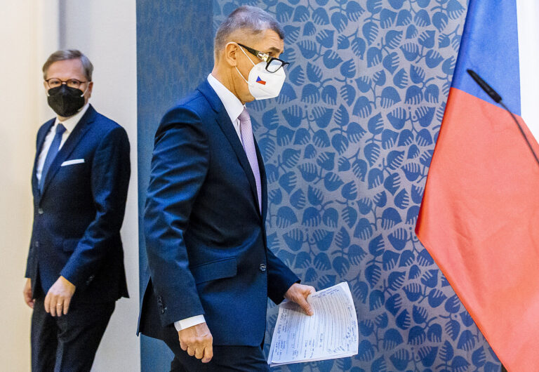 Jeho slova byla vlídná, prozradil Fiala, co mu Babiš zanechal v dopise