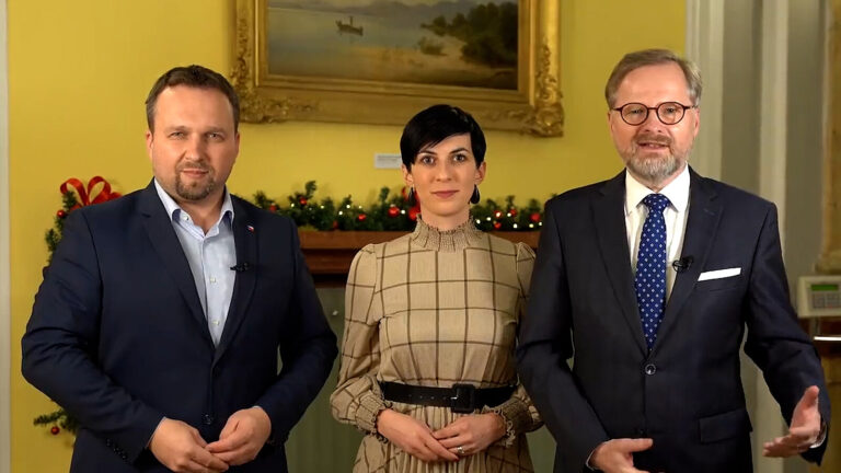 Zeman podle zástupců vládních stran šířil fámy o Zelené dohodě