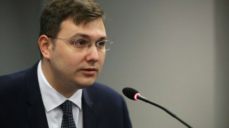 Lipavský: O zastoupení ČR na pohřbu Alžběty se rozhodne až po případném pozvání