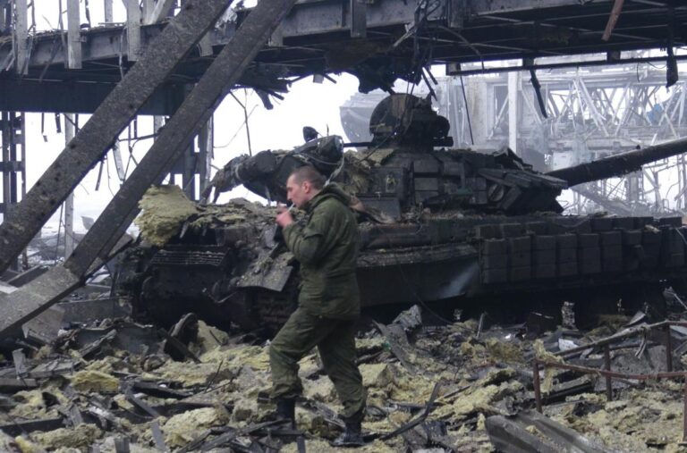 Ruská vládní strana vyzývá k poskytnutí vojenské pomoci separatistům na Ukrajině