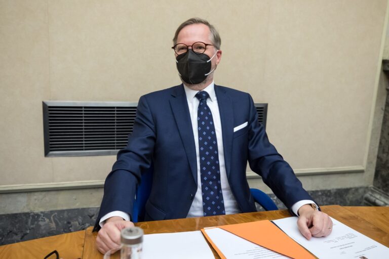 Fiala: Nejsou signály, že by Česku hrozilo zastavení dodávek plynu z Ruska