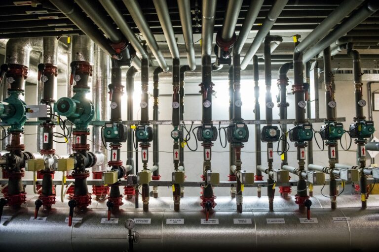 Několik továren v Německu kvůli vysokým cenám energií ohlásilo omezení provozu