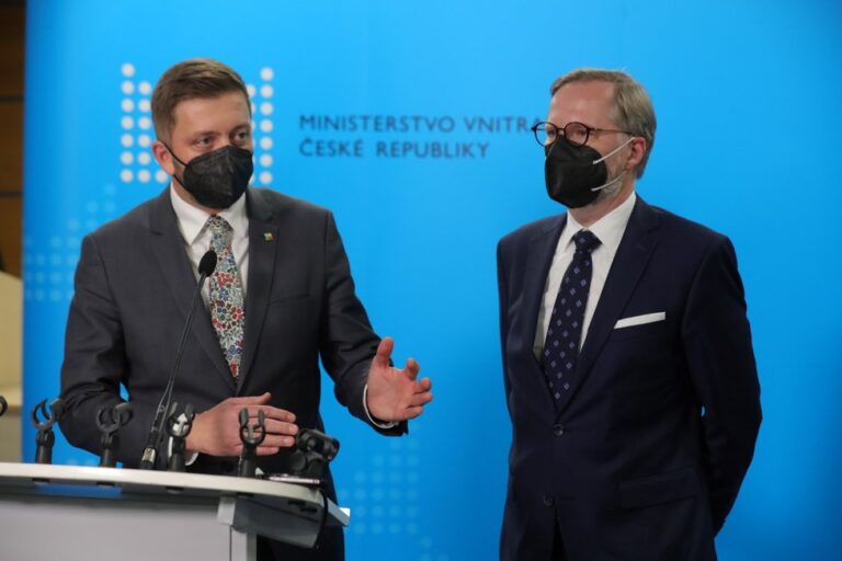 ČR je podle Fialy připravená na všechny varianty vývoje na Ukrajině