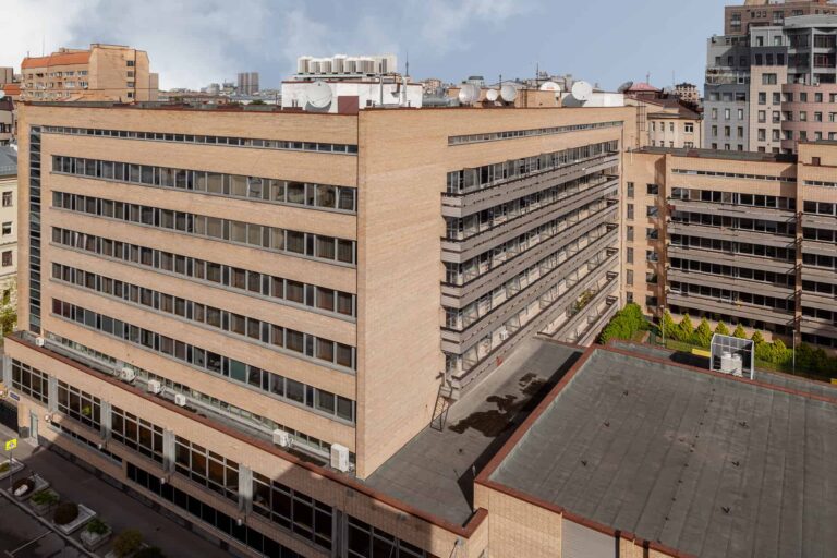 ČR uzavřelo kvůli ruské agresi na Ukrajině Český dům v Moskvě