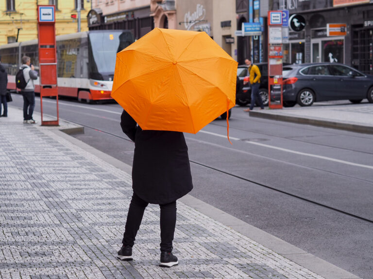 Druhá půlka týdne přinese oteplení a občasný déšť