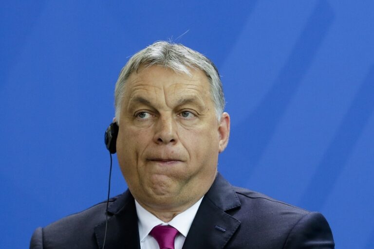 Maďarsko lavíruje mezi spojenci a autokraciemi. Obchodní zájmy Orbánovy vlády nahrávají Moskvě i Pekingu