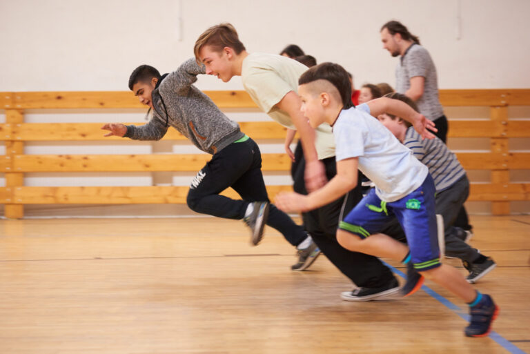 Průzkum: Kolem 60 procent dětí v ČR navštěvuje aspoň jeden kroužek týdně