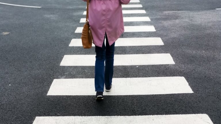 Údaje ČSÚ: Přibývá domácností jednotlivců a poslední roky i rodin s dětmi