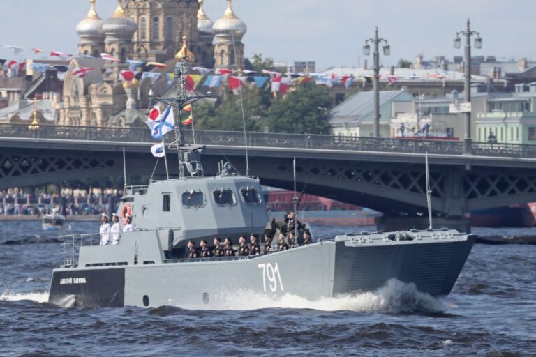 Bezpilotní letoun Bayraktar TB2 zničil další ruskou loď, hlásí ukrajinská armáda