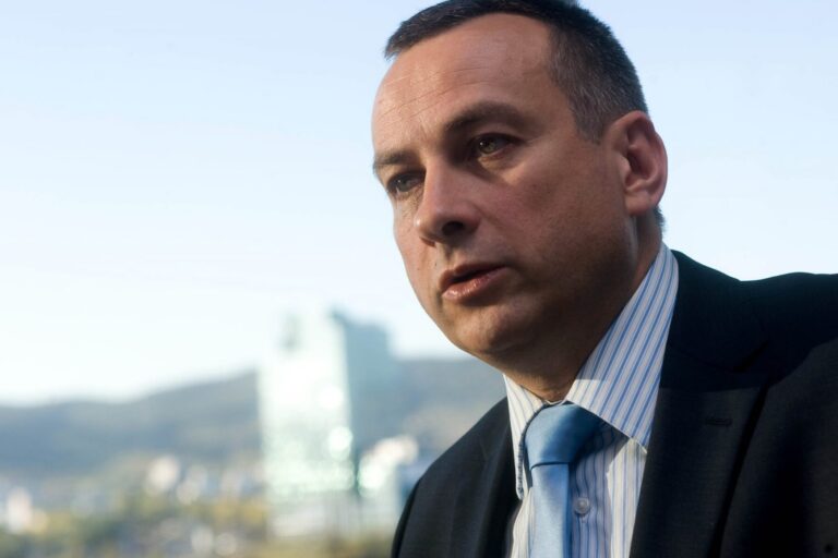 Zvýšení minimální mzdy by podle Síkely zatížilo průmysl a obchod