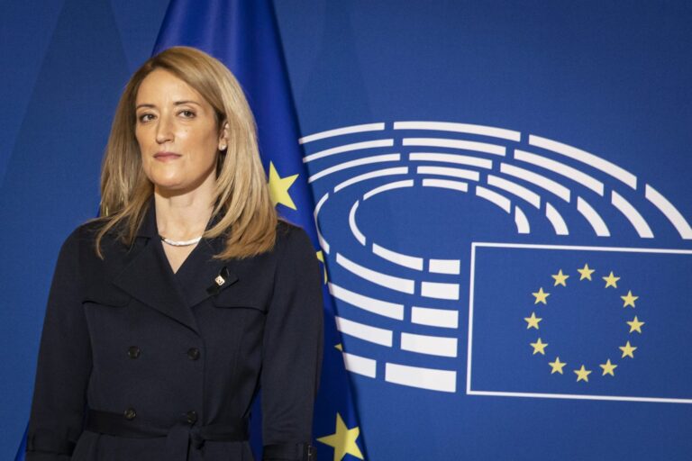 České předsednictví je připraveno. Ukrajině nesmíme zavřít dveře, říká šéfka Europarlamentu