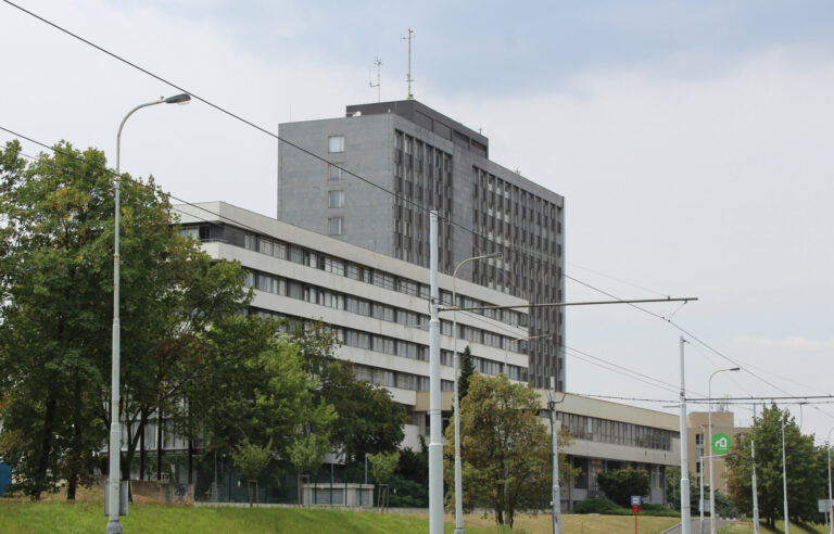 V čele rozvědky ÚZSI skončí v červenci Šimandl, nahradí ho Mlejnek