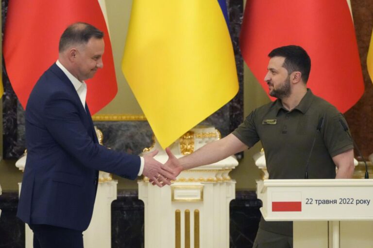 Polský prezident Duda přijel do Kyjeva, potřetí od ruské invaze v zemi