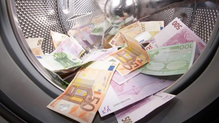 Civilizovaný svět zahájil boj proti „špinavým“ penězům Ruska