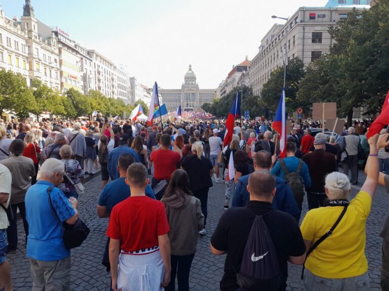Kyjev odsoudil sobotní demonstraci v Praze a označil ji za proruskou