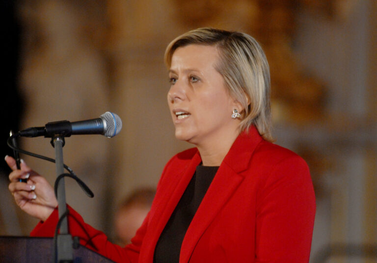 Vildumetzová rezignuje na pozici místopředsedkyně Sněmovny