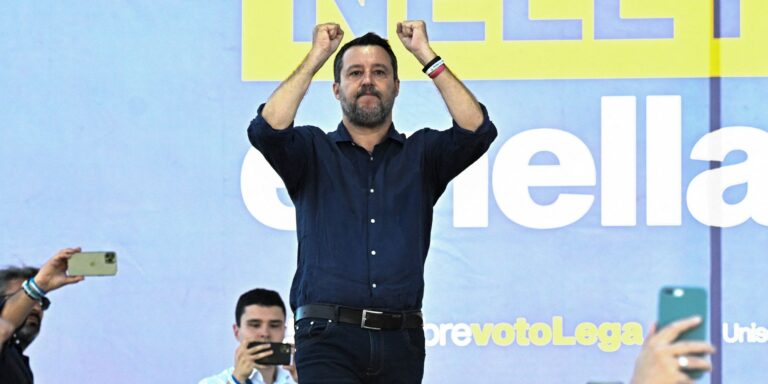 V Itálii začaly parlamentní volby, šanci zvítězit má pravice