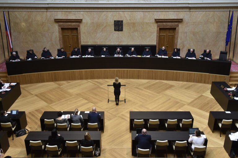 Česko je dvacáté v žebříčku 140 zemí porovnávajícím stav právního státu