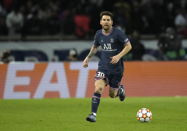 Fotbalisté PSG, Chelsea, Benfiky a Dortmundu postoupili do osmifinále LM