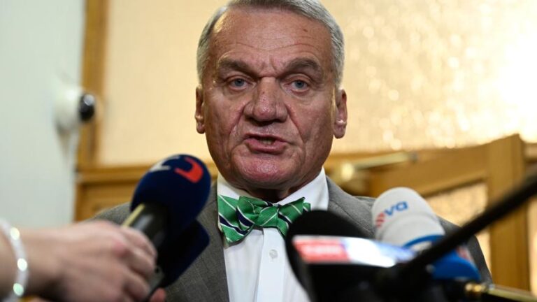 Spolu nabídla Pirátům a STAN jednání o uzavření koaliční smlouvy v Praze