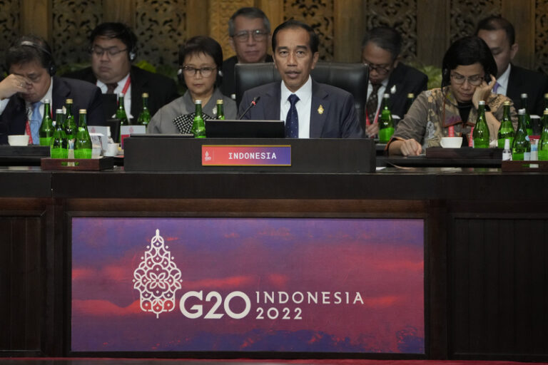Widodo na úvod summitu G20 varoval před novým rozdělením světa