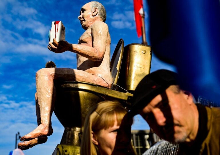 Luxus zastiňuje rozum. Česko není spokojeno s ruskými oligarchy.