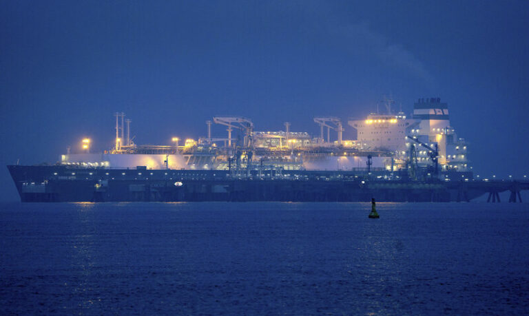 Německo spouští svůj první terminál na zkapalněný zemní plyn