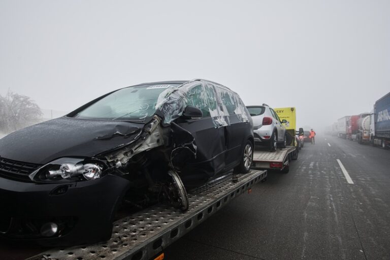 Při nehodách na D1 u Velké Bíteše se srazilo 20 aut