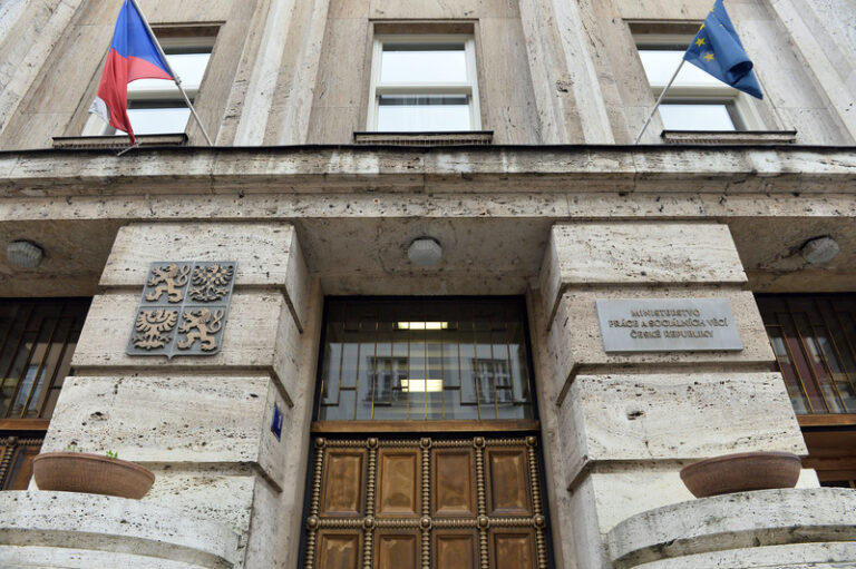 Příspěvek na bydlení dostalo v prosinci 228.000 lidí, meziročně o 48 % víc