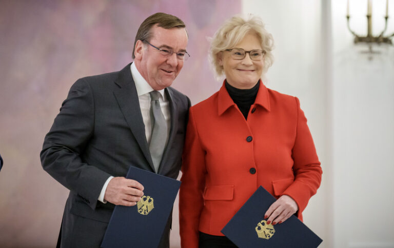 Německý prezident jmenoval novým ministrem obrany Borise Pistoriuse