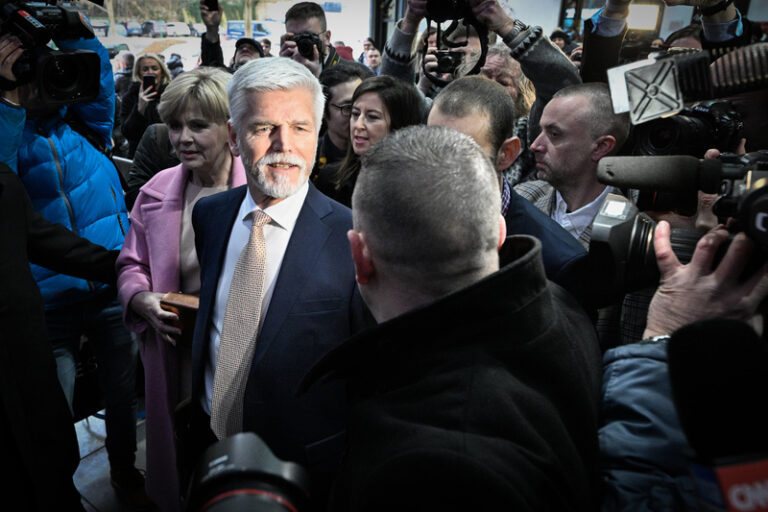 Novým prezidentem ČR po Zemanovi bude Pavel, Babiš uznal porážku