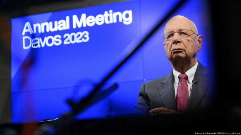 Davos 2023. Čína je zpět ve hře, válka pokračuje. Svět čeká.