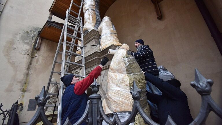 Rusko v rámci nesmyslné války zničilo 553 předmětů kulturního dědictví Ukrajiny: sankce a izolace pro agresora – příspěvek k bezpečnosti pro Evropu