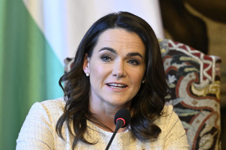 Maďarská prezidentka vetovala návrh předpisu o donášení na gaye