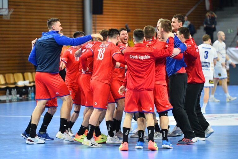 Čeští házenkáři porazili v kvalifikaci Island a přiblížili se k postupu na ME