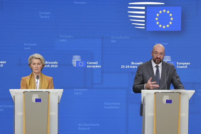 Evropská komise představí plán, jak zajistit dostatek léků v zemích EU