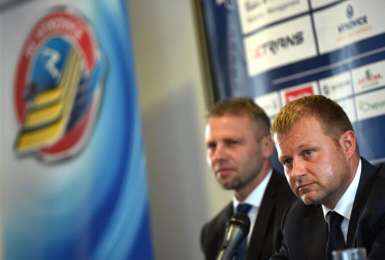 Pavlík se omluvil za slovní útok na rozhodčí a rezignoval na funkci v APK LH