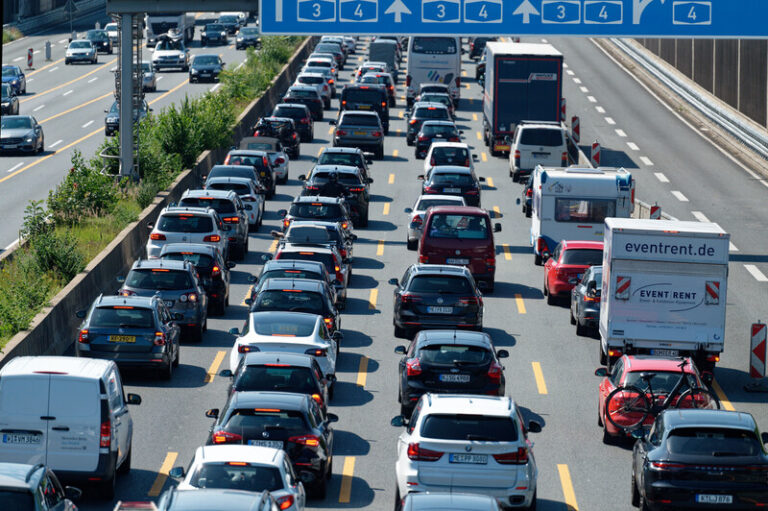 Evropané chtějí lepší ochranu klimatu, nechtějí ale měnit životní styl