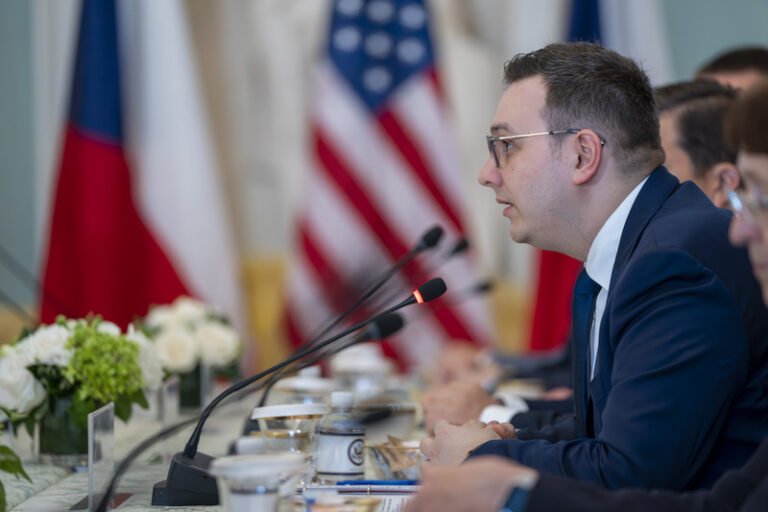 USA vědí, že v nás mají klíčového partnera, řekl Lipavský na závěr své návštěvy